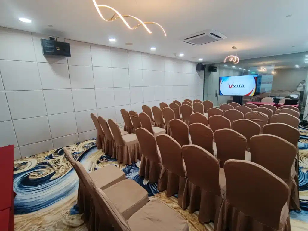 how to plan a corporate seminar